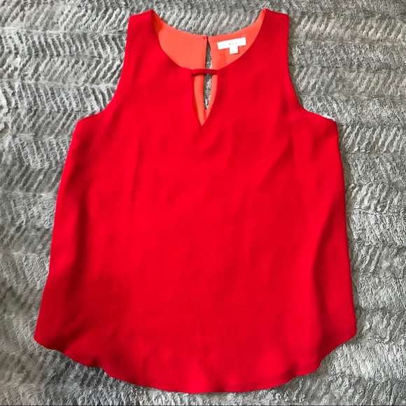 Gorgeous top for summer - Picture 2 of 5